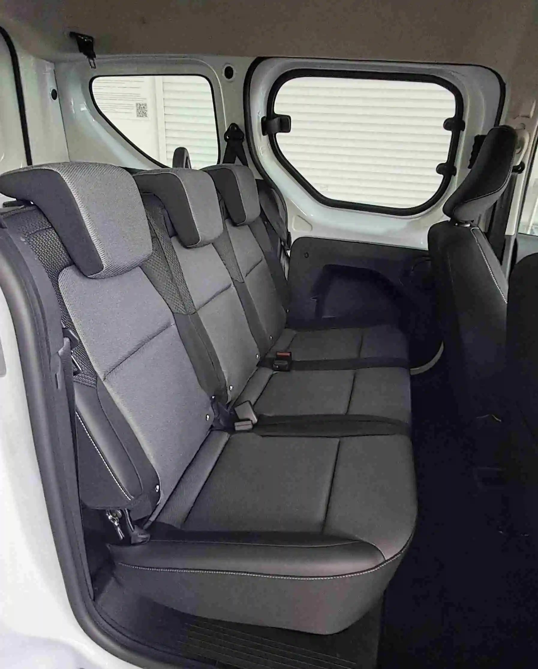 Renault Express-6