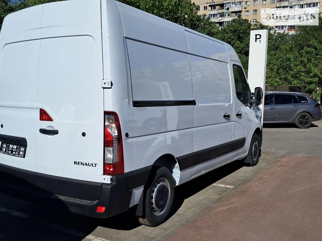 RENAULT MASTER - L2H2-4