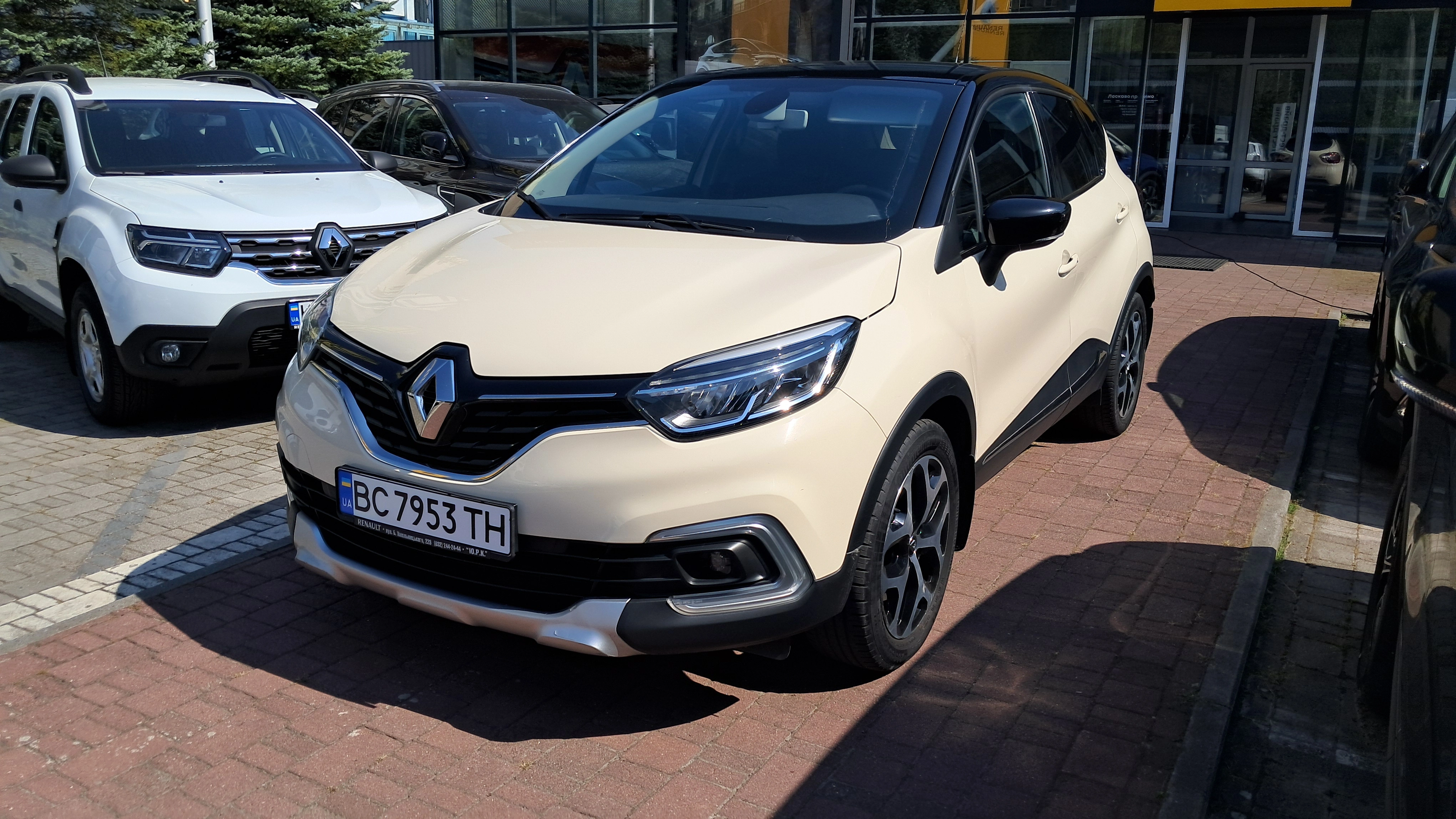 Renault Captur-1