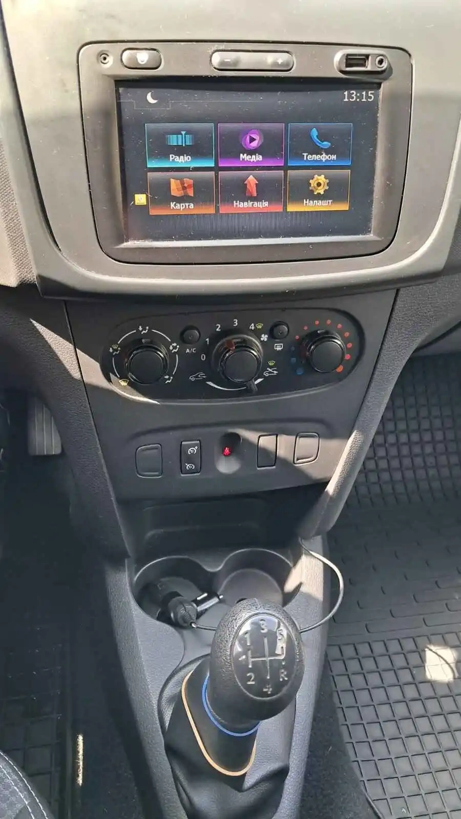 Renault LoganMCV-4