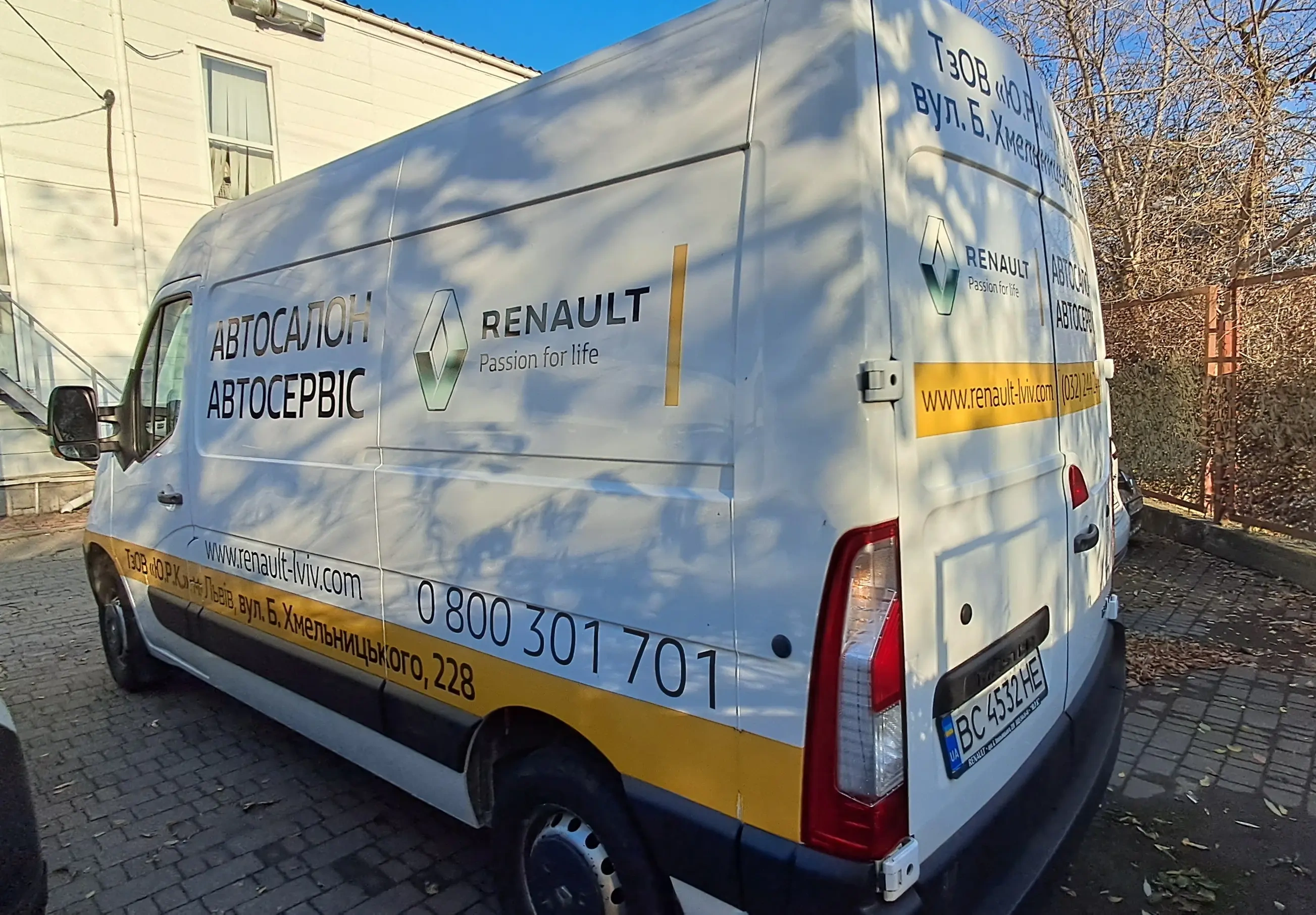 RenaultMaster-2